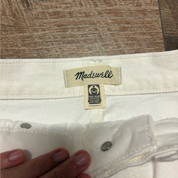 Madewell White Cotton Blend Distressed Slim Boy Jean Size 27 - Picture 2 of 5